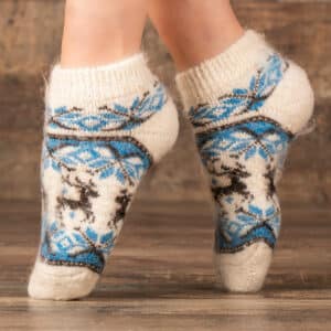 Sneaker Socken aus Ziegenwolle - Aznakaeva