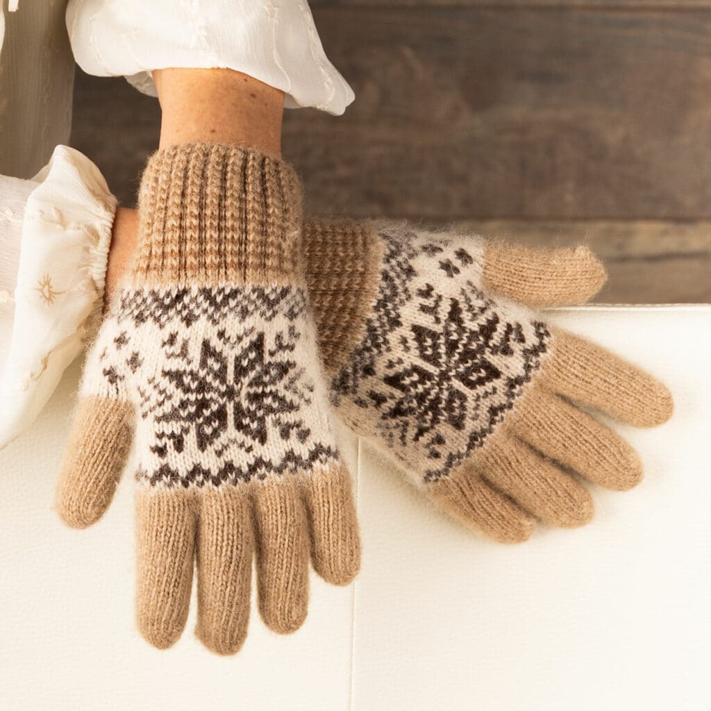 Handschuhe aus Wolle - Bezehevij