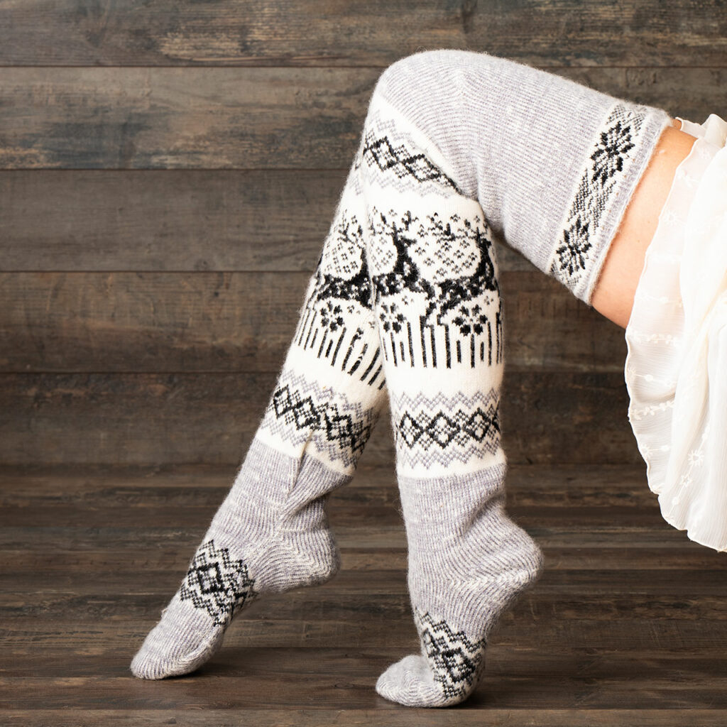 Overknee-Socken aus Wolle - Zhenya