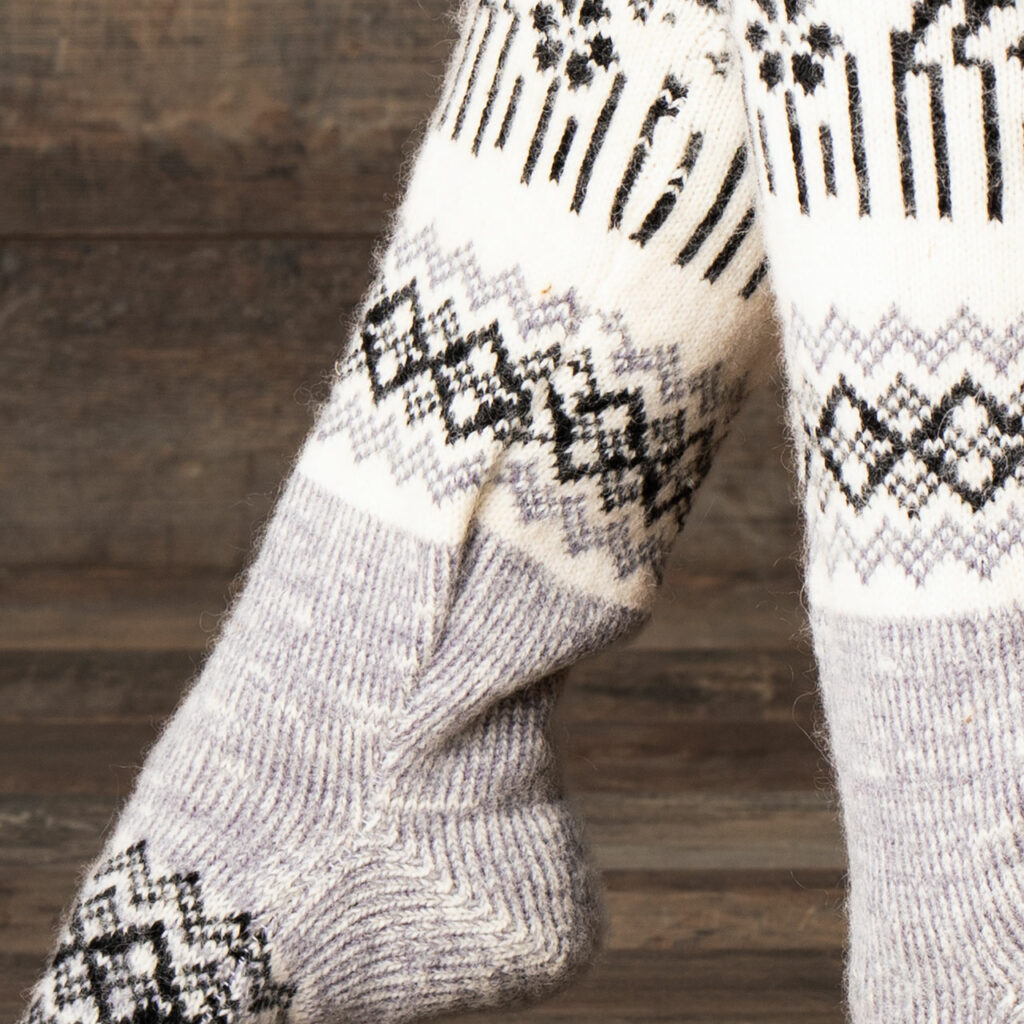Overknee-Socken aus Wolle - Zhenya